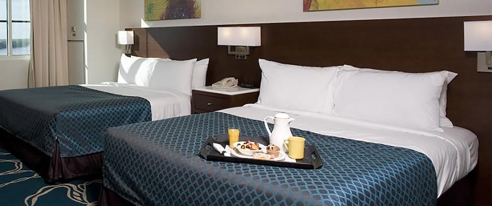 Bally s Evansville Casino & Hotel - photo 2