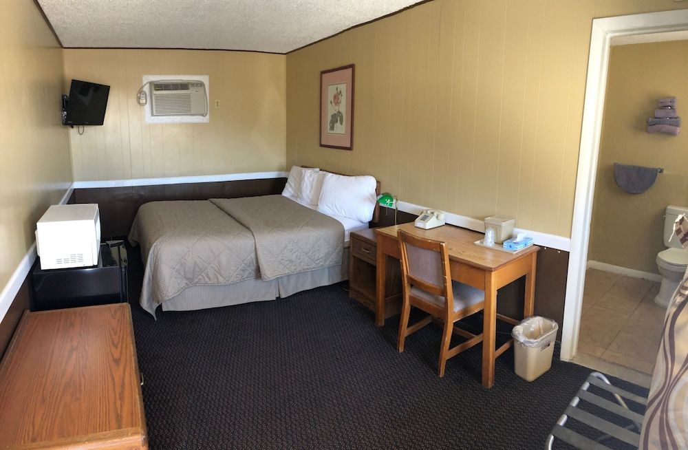Geneva Inn - photo 11