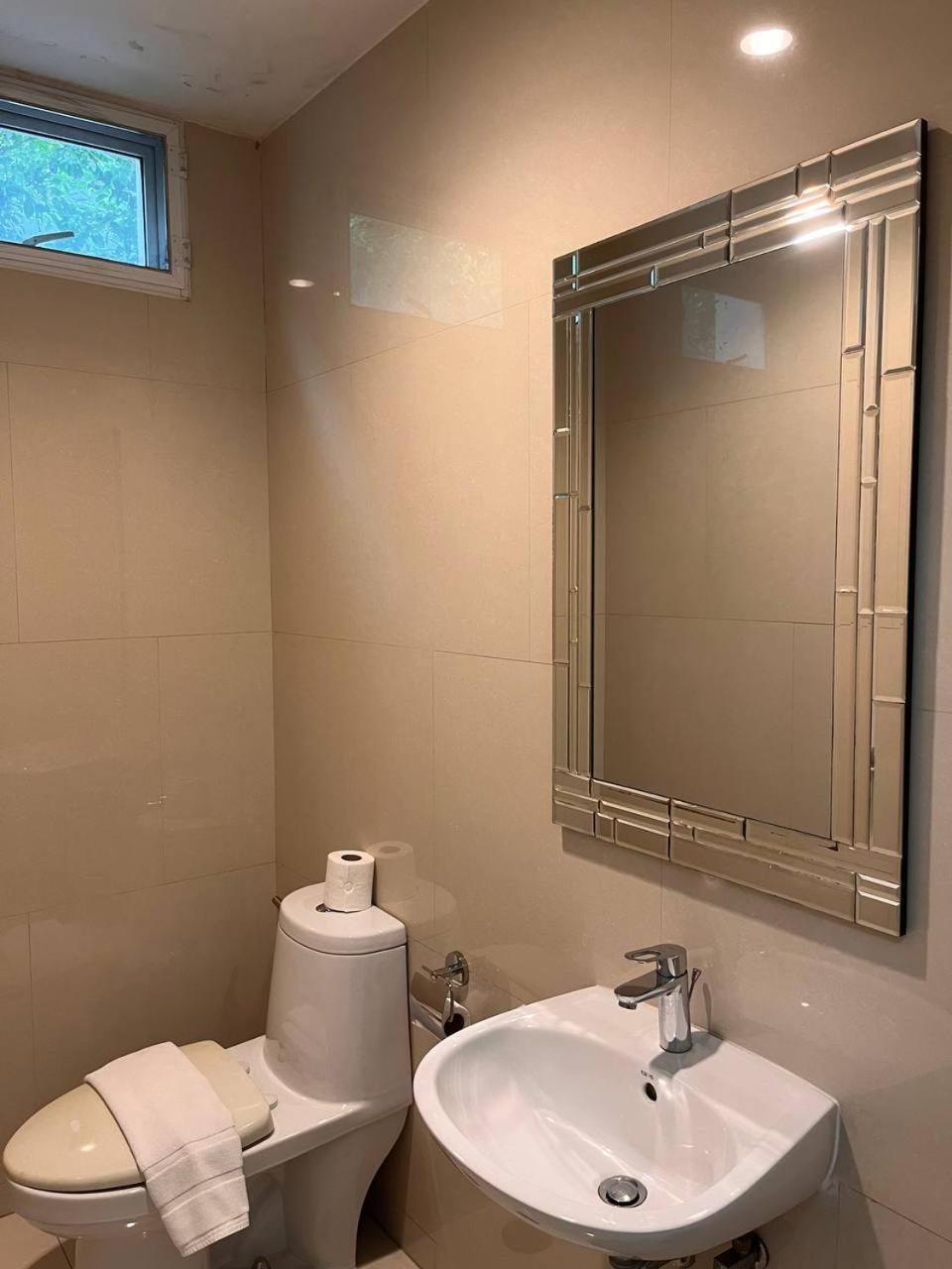 3BR Sukhumvit Townhouse close to Emsphere and BTS MRT