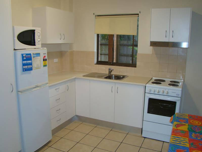 Noosa Yallambee Holiday Apartments