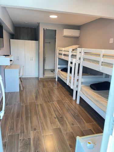 Pousada Recanto do Guerreiro Tricolor Hostel Hotel e Pousada in Duque De Caxias, Brasil