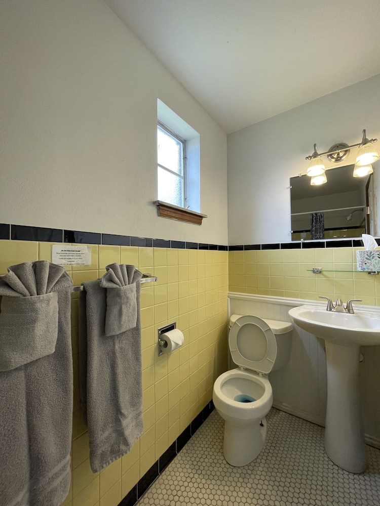 Aldeco Motel - photo 11