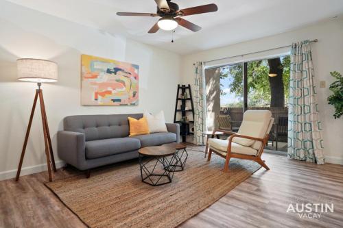 Stay Longer in Austin King Suite and Poolside Fun — 4-Star Luxury Hotel in Austin, United States