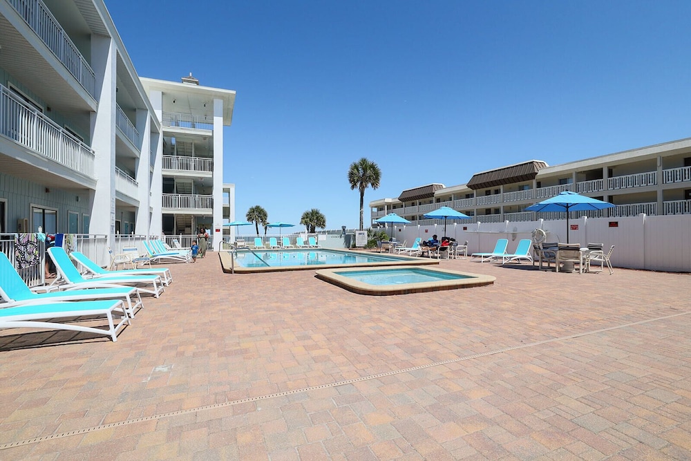 Coastal Waters Inn - photo 170
