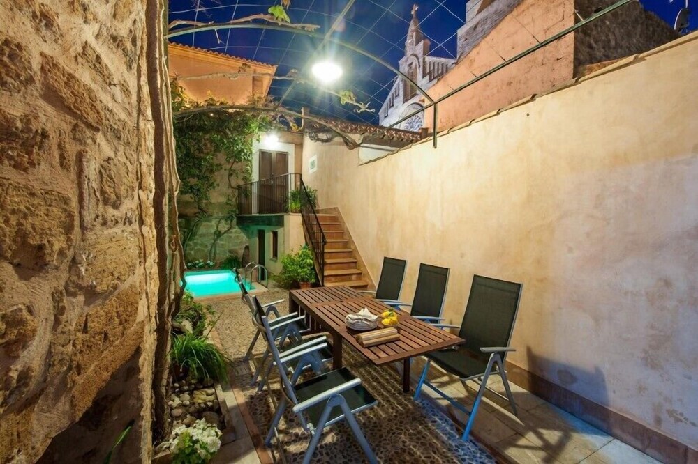Holiday Home Sant Jaume — 4-Star Luxury Hotel in Alcudia, Spain