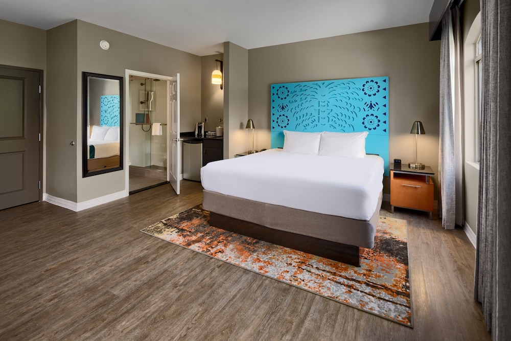 Hotel Indigo San Antonio Riverwalk by IHG - photo 8