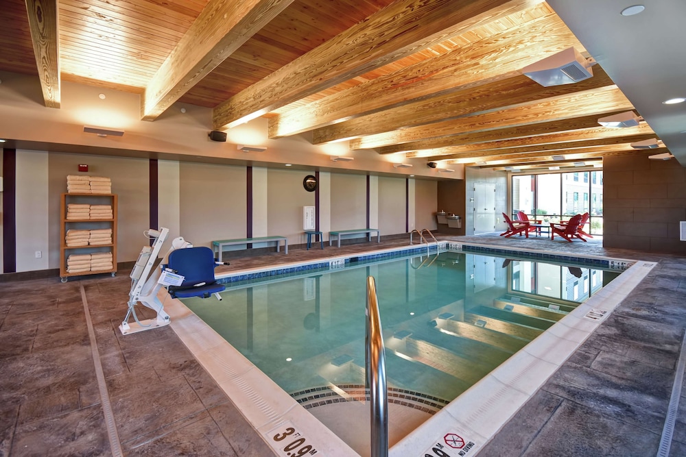 Home2 Suites by Hilton Mechanicsburg - photo 21