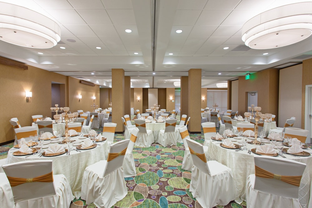 Holiday Inn Diamond Bar Pomona by IHG - photo 33