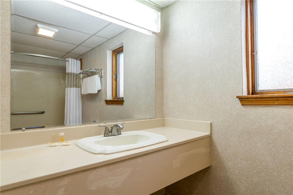 Days Inn by Wyndham Vineland - photo 10
