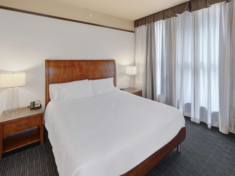 Hilton Garden Inn Milwaukee Downtown - photo 29