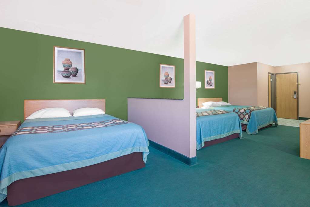 Super 8 by Wyndham Fort Sumner - photo 13