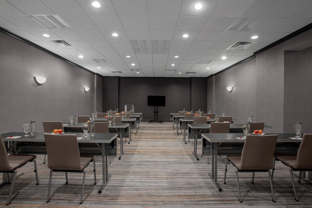 Pittsburgh Marriott North - photo 44