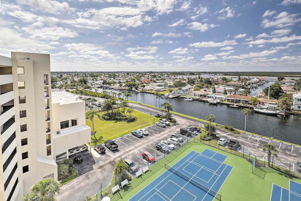 Waterfront Resort Condo with Private Beach and Pool - photo 14