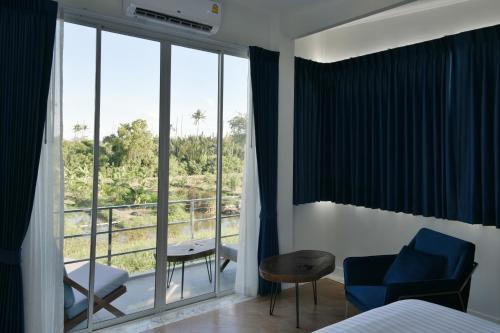 Green Lung Pool Villas Bangkok — Phra Pradaeng — photo 4