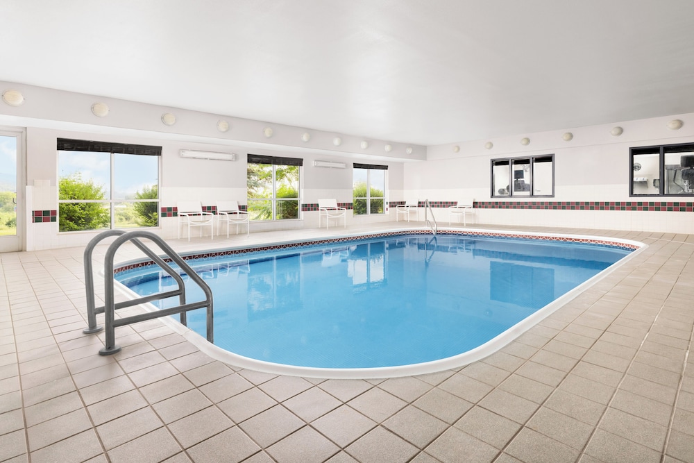 Country Inn & Suites by Radisson Big Flats NY - photo 16