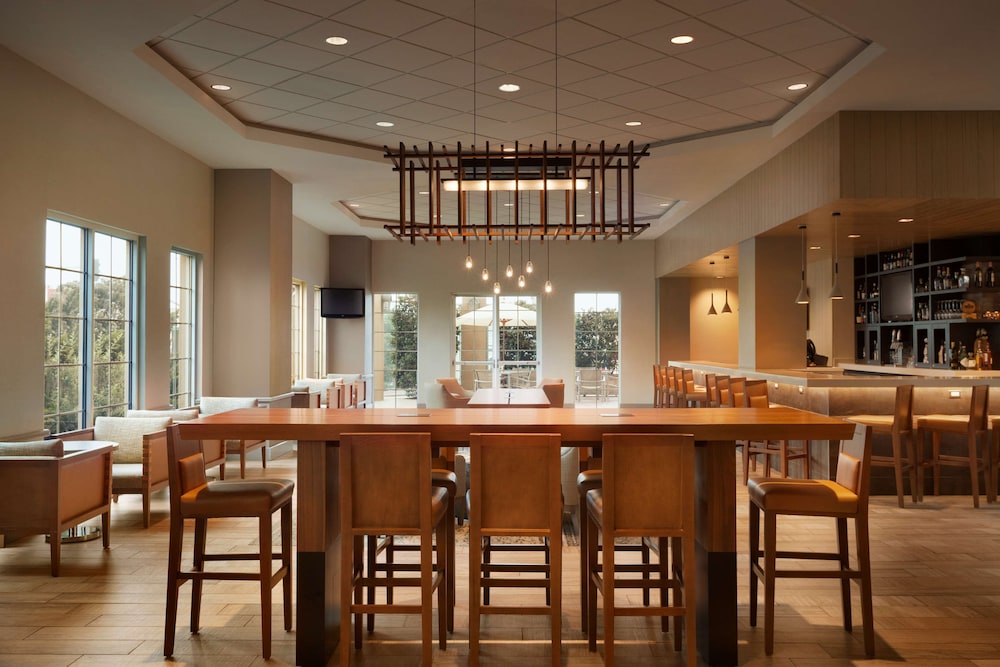 Embassy Suites by Hilton Monterey Bay Seaside - photo 55