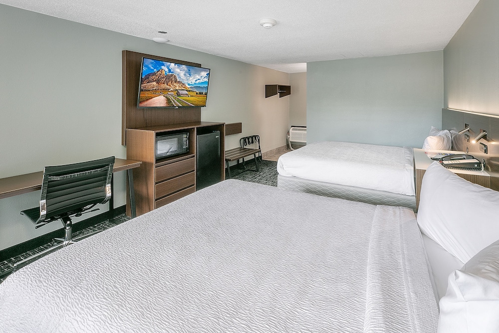 Gatlinburg Mountain Inn - photo 13