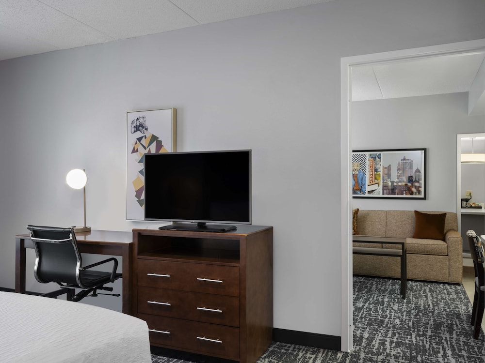 Homewood Suites by Hilton Columbus Airport - photo 12