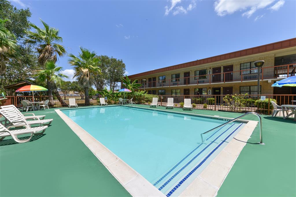 Americas Best Value Inn & Suites Victoria - photo 18