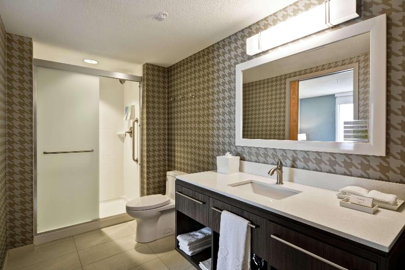 Home2 Suites by Hilton Portland Airport - photo 46