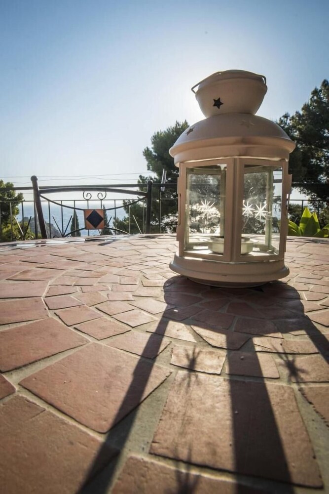 ToviMar Apartments — 4-Star Luxury Hotel in Taormina, Italy