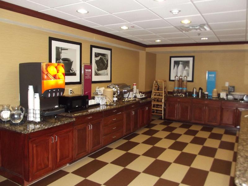 Hampton Inn & Suites Gainesville - photo 64