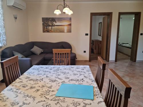 Apartment Markovic — 4-Star Luxury Hotel in Vizinada, Croatia