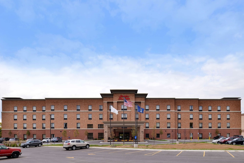 Hampton Inn & Suites Ann Arbor West - photo 63