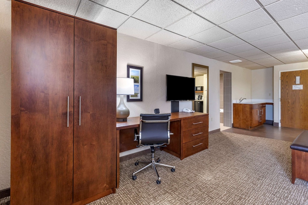 Garner Hotel Butte by IHG - photo 11