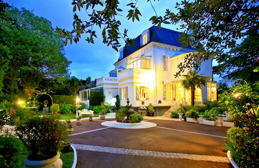 Relais & Châteaux Hôtel Parc Victoria — 5-Star Luxury Hotel in Saint-Jean-De-Luz, France