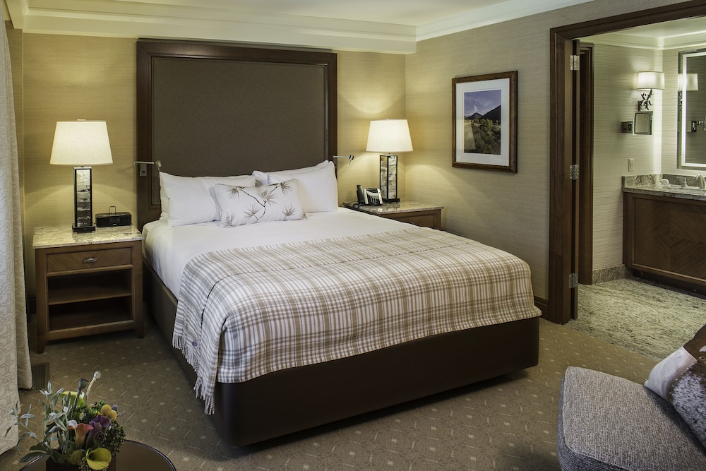 Sun Valley Inn - photo 4