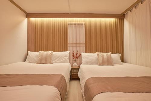 Happy 2026 Zen House Jamsil cozy pristine hotel style stay prime location in Seoul, South Korea