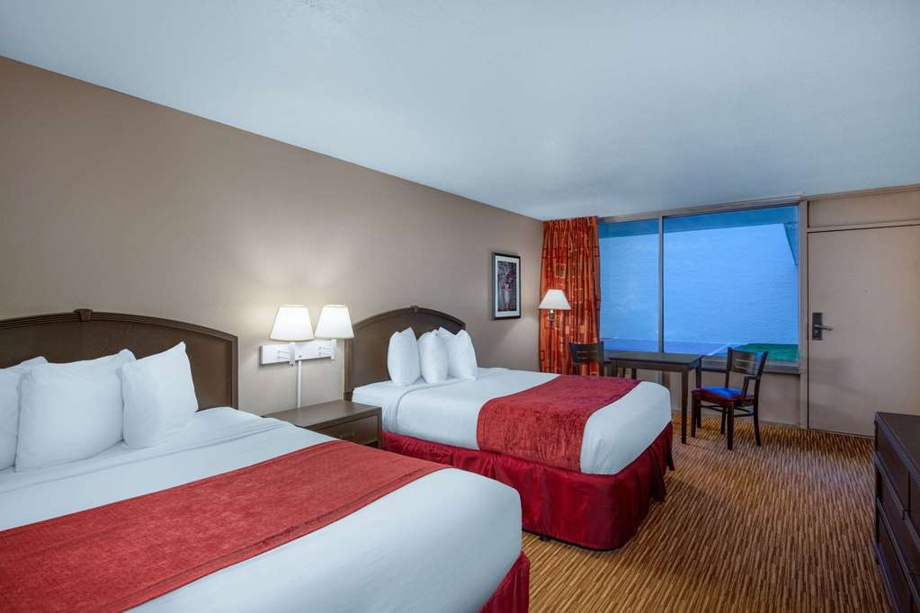 Ramada by Wyndham Kissimmee Gateway - photo 38
