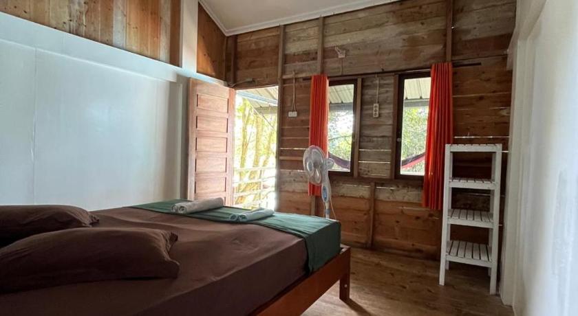 Olala Bungalows and Restaurant — Sabang — photo 3