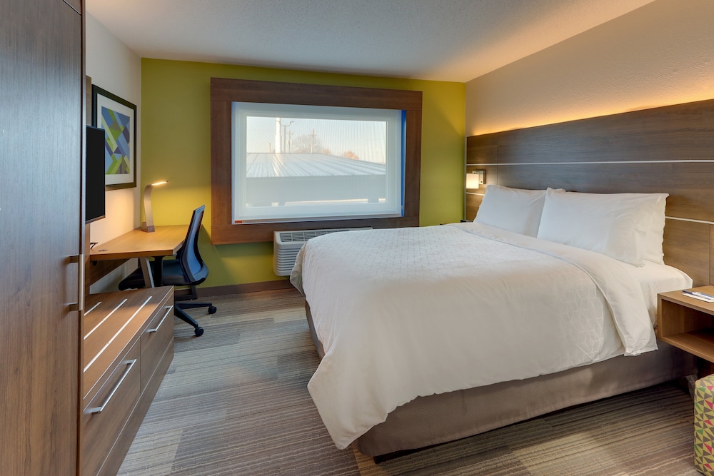 Holiday Inn Express Cincinnati North Monroe by IHG - photo 7