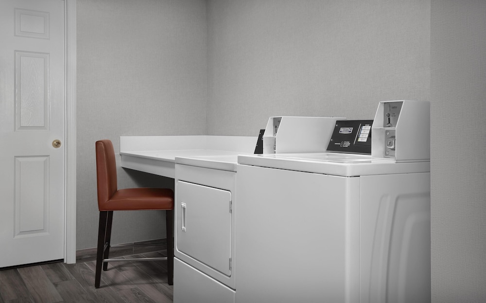 Hampton Inn & Suites Jacksonville South Bartram Park - photo 31