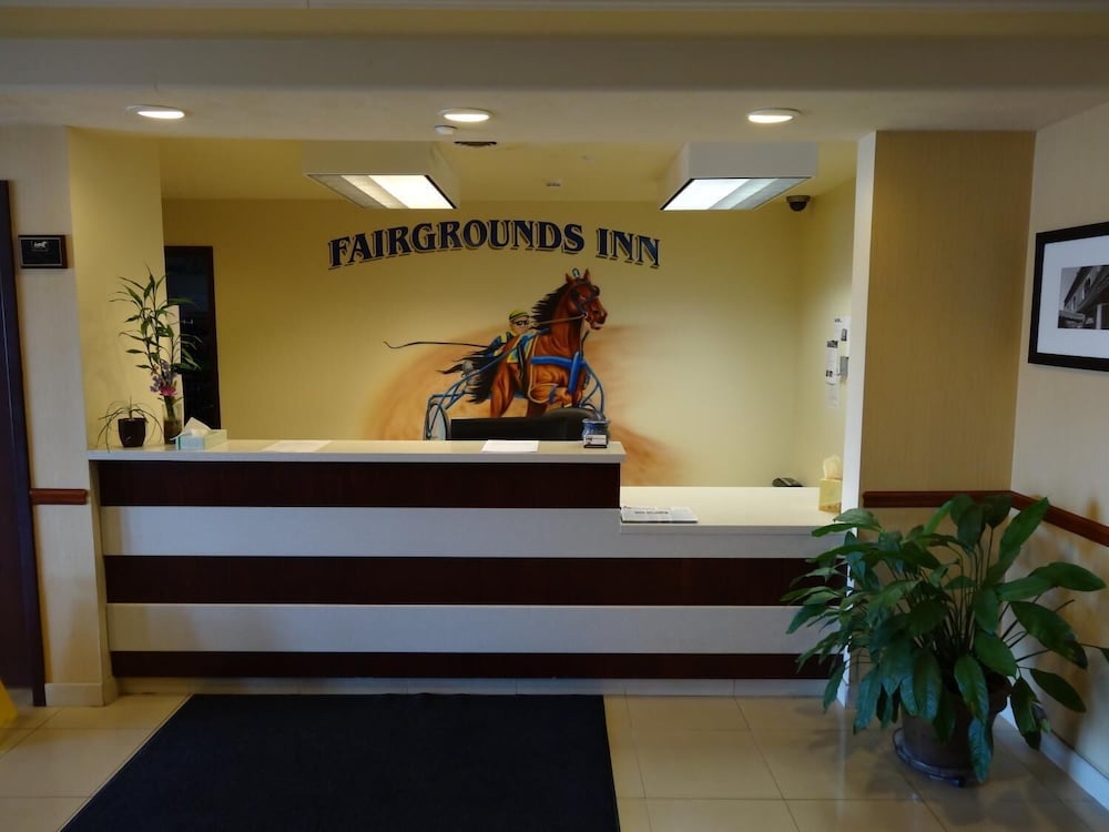 Fairgrounds Inn - photo 2