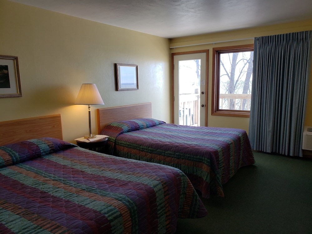 Algoma Beach Motel - photo 10