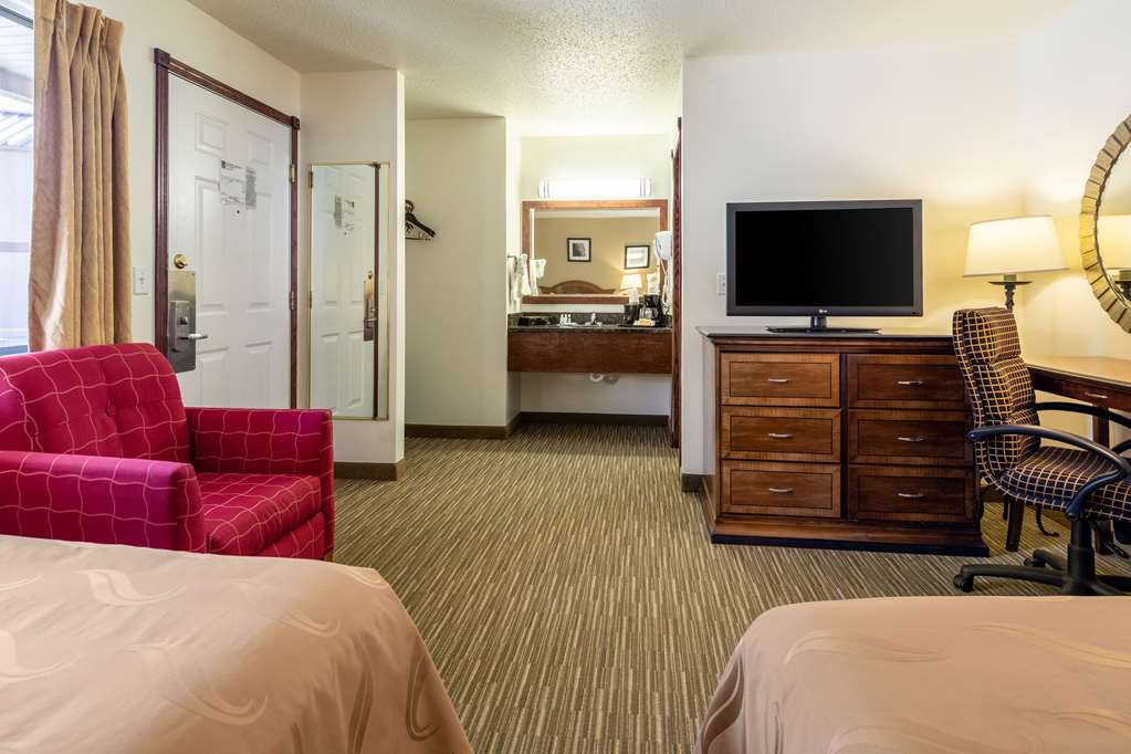 Quality Inn Keystone near Mount Rushmore - photo 15