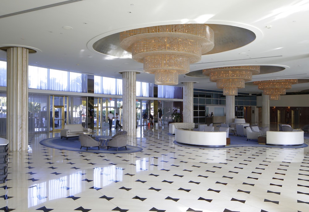 Fontainebleau Miami Beach Private Luxury Suites - photo 403
