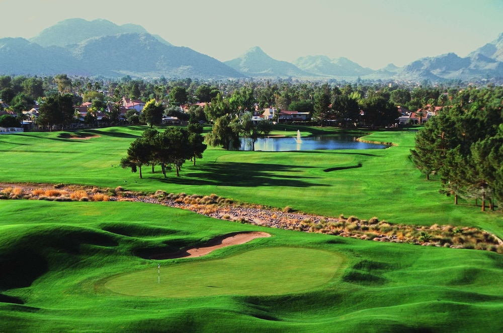 Embassy Suites by Hilton Phoenix Scottsdale - photo 40