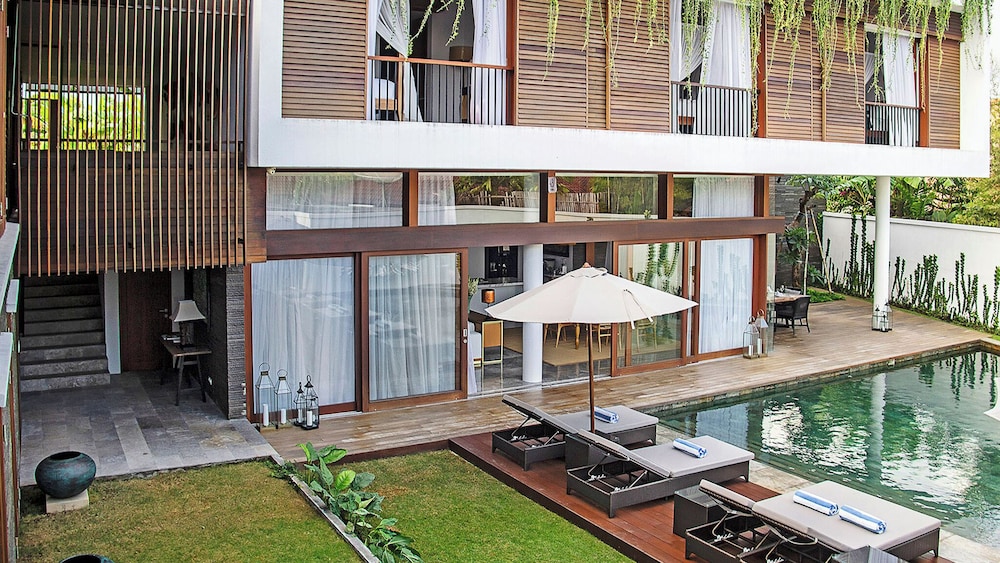 Villa Indrani — 4-Star Luxury Hotel in Canggu, Indonesia