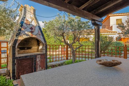 Domus Dejana in San Teodoro, Italy