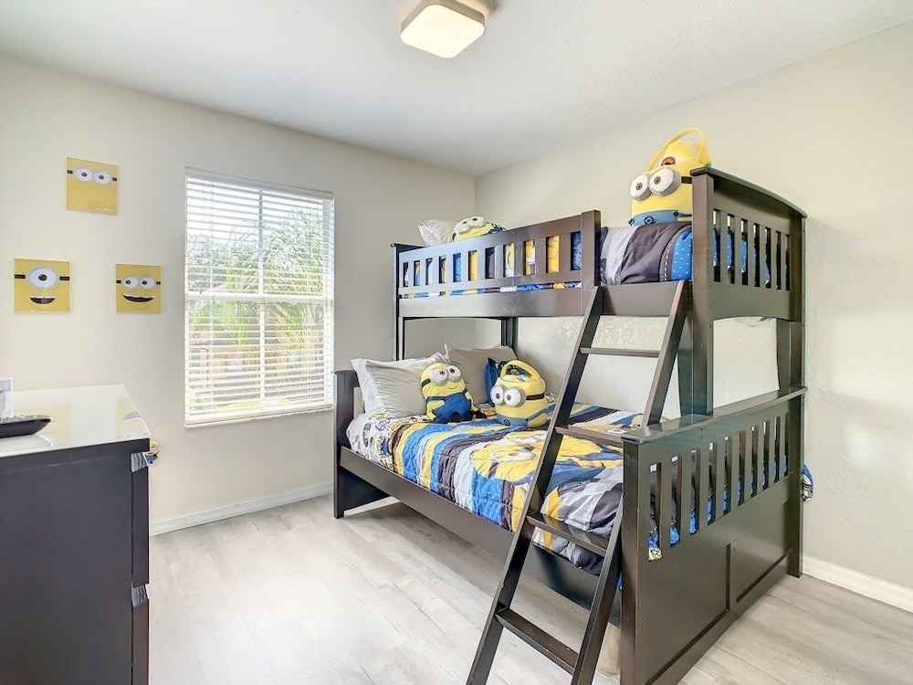 New 4 Bed Regal Palms Resort - photo 5