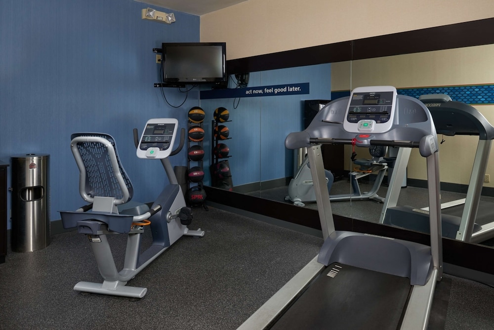 Hampton Inn Shelbyville - photo 20
