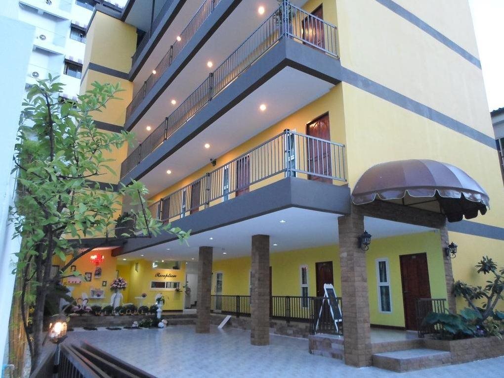 Moonlight Place - carbon neutral hotel in Pattaya