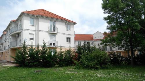 Thermal apartman — 4-Star Luxury Hotel in Hajduszoboszlo, Hungary