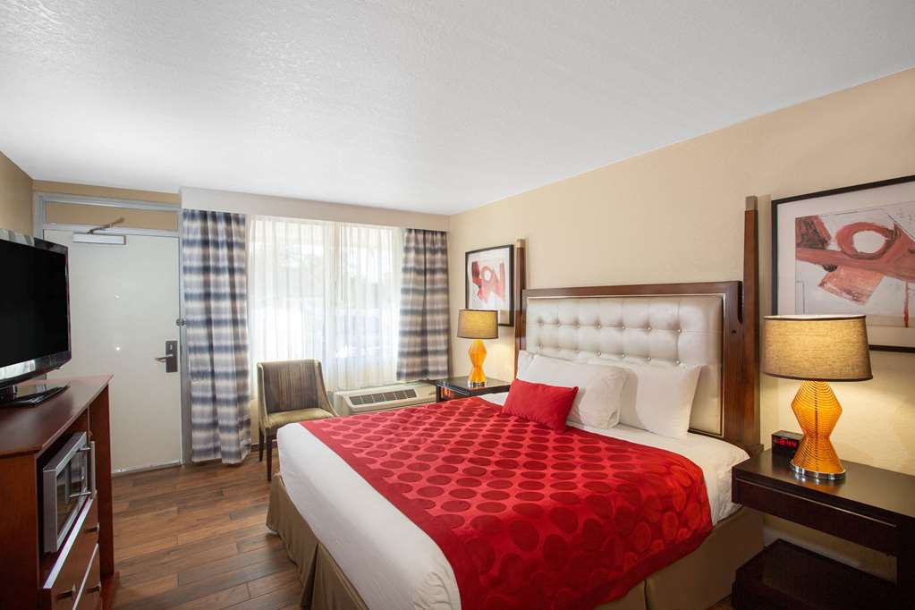 Ramada by Wyndham Venice Hotel Venezia - photo 12