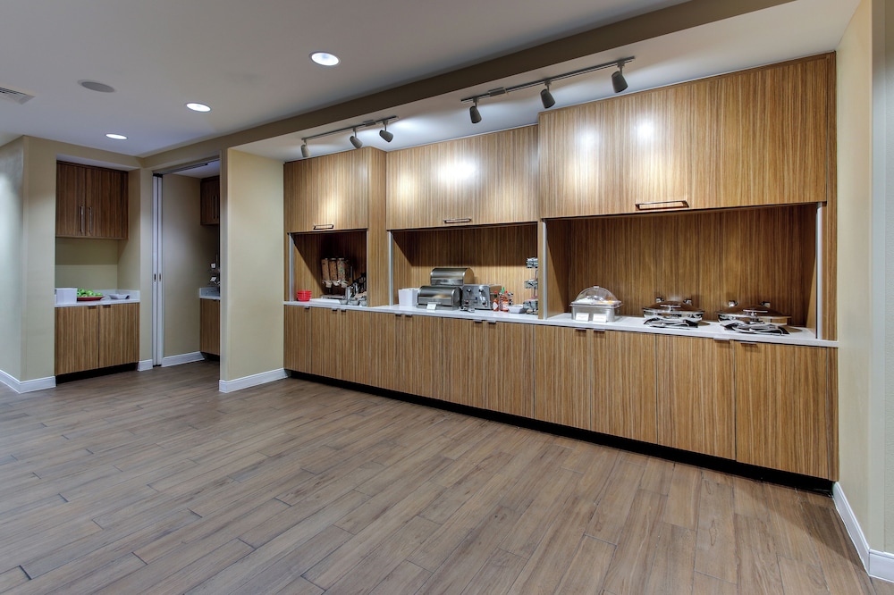 Fairfield Inn & Suites by Marriott Montgomery Airport South - photo 29