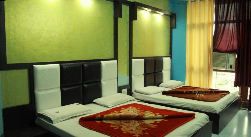 Aashirwad Hotel — Katra — photo 3